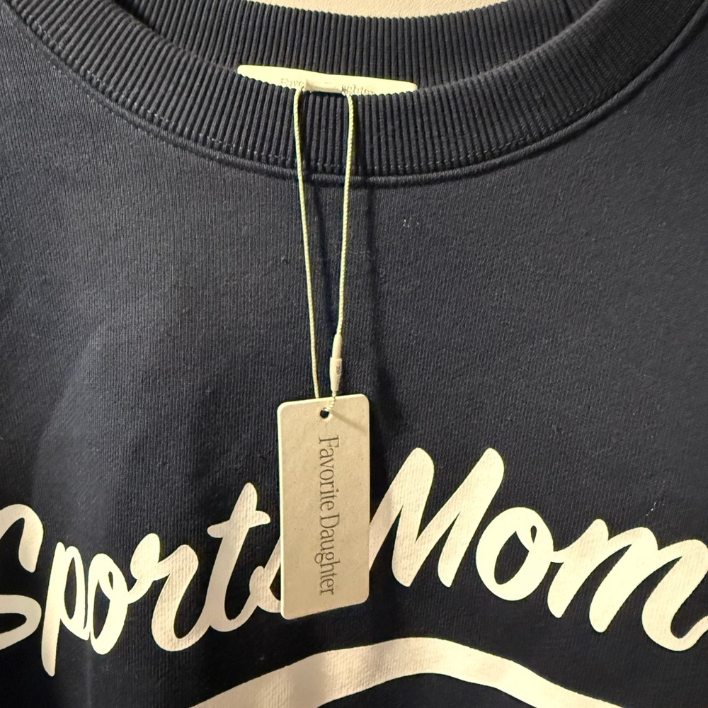 NWT Favorite Daughter SPORTS MOM SWEATSHIRT Large - Picture 4 of 7